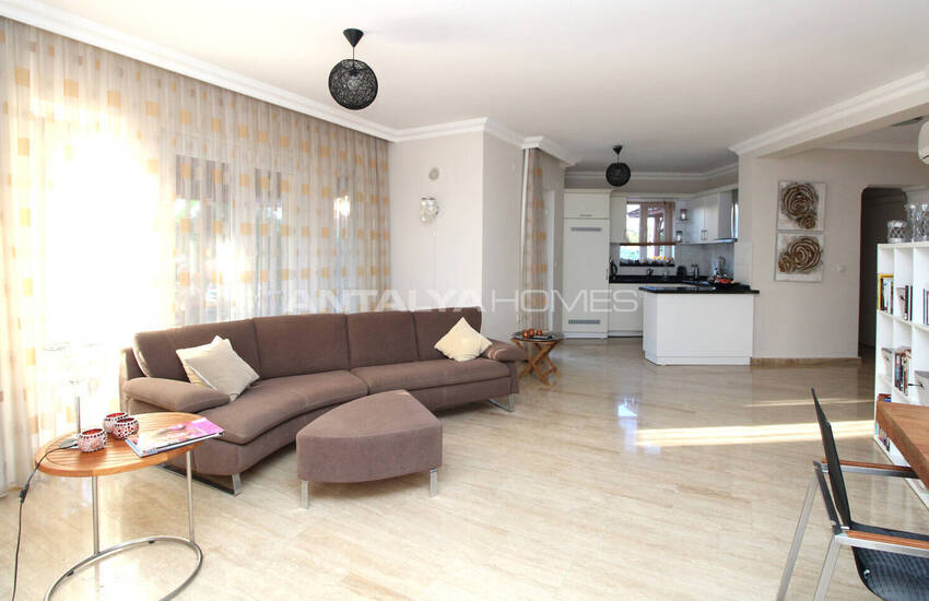 Antalya Kadriye'de İdeal Konumda Eşyalı Villa 20