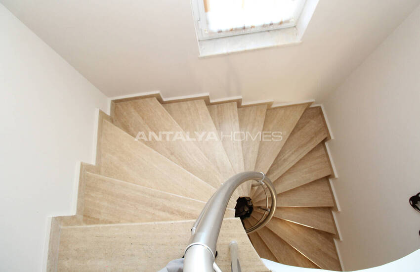 Antalya Kadriye'de İdeal Konumda Eşyalı Villa 45