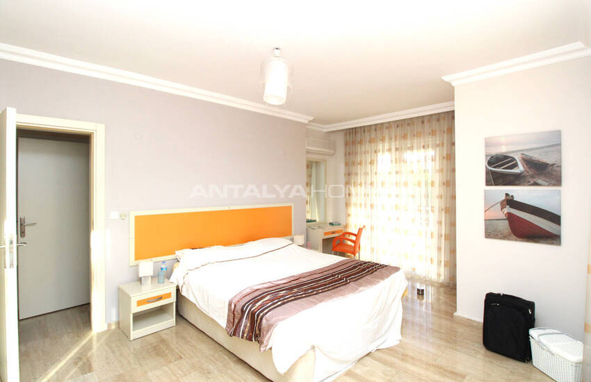 Antalya Kadriye'de İdeal Konumda Eşyalı Villa 33