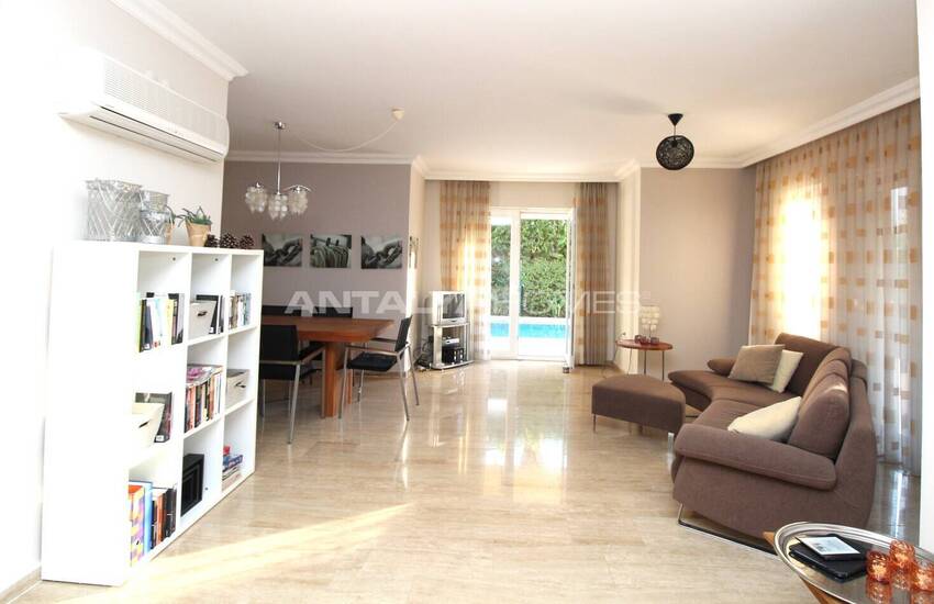 Antalya Kadriye'de İdeal Konumda Eşyalı Villa 24