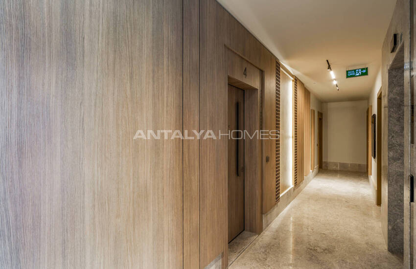 Flats in Complex with Ideal Location Antalya Altintas 12