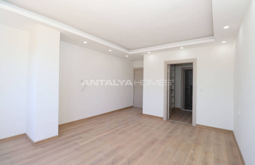 Stylish Apartments with Forest Views in Antalya Dosemealti 17