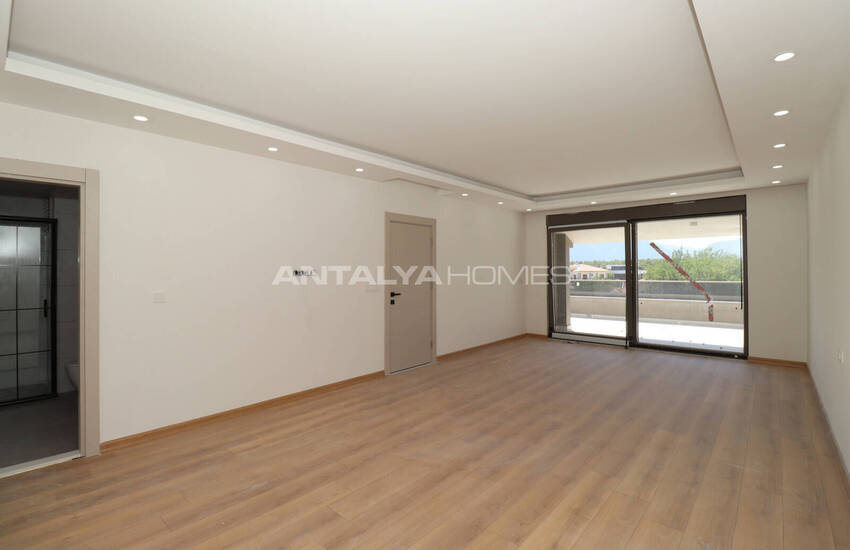 Stylish Apartments with Forest Views in Antalya Dosemealti 13