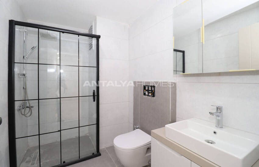 Stylish Apartments with Forest Views in Antalya Dosemealti 18