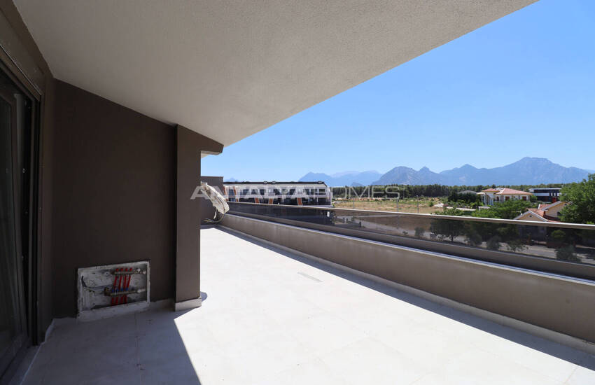 Stylish Apartments with Forest Views in Antalya Dosemealti 34