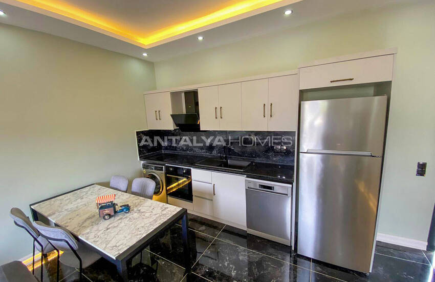 Alanya Avsallar'da Plaja Yakın Şık Tasarımlı Daireler 23