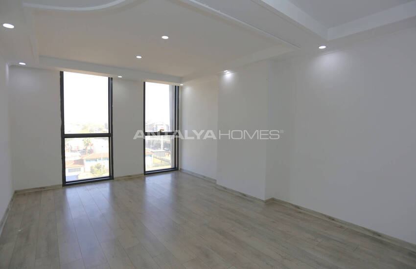 Office with Special Design Near Main Street in Antalya Kepez 14