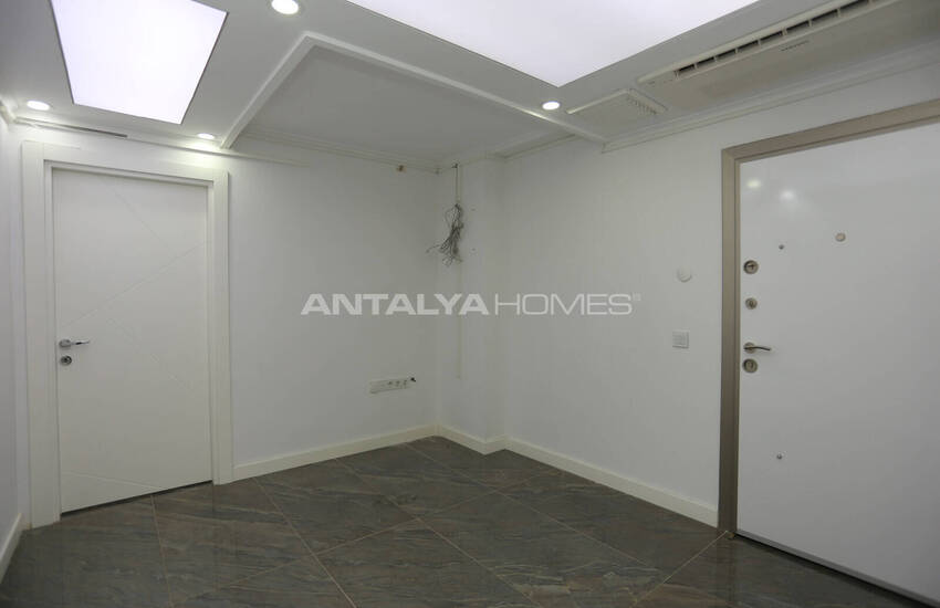 Office with Special Design Near Main Street in Antalya Kepez 22