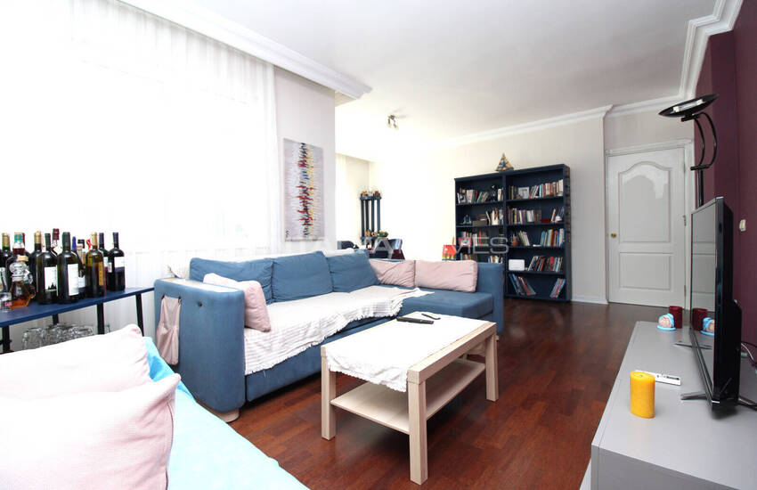 Spacious Apartment in Complex Close to Sea in Antalya Muratpasa 21