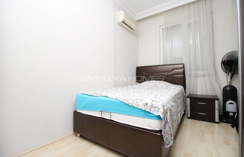 Spacious Apartment in Complex Close to Sea in Antalya Muratpasa 36