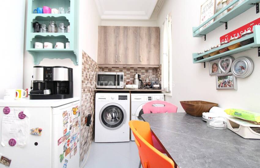 Spacious Apartment in Complex Close to Sea in Antalya Muratpasa 28