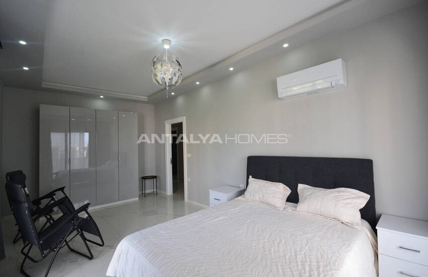 Alanya Mahmutlar'da Deniz Manzaralı ve Eşyalı Dubleks Daire 28