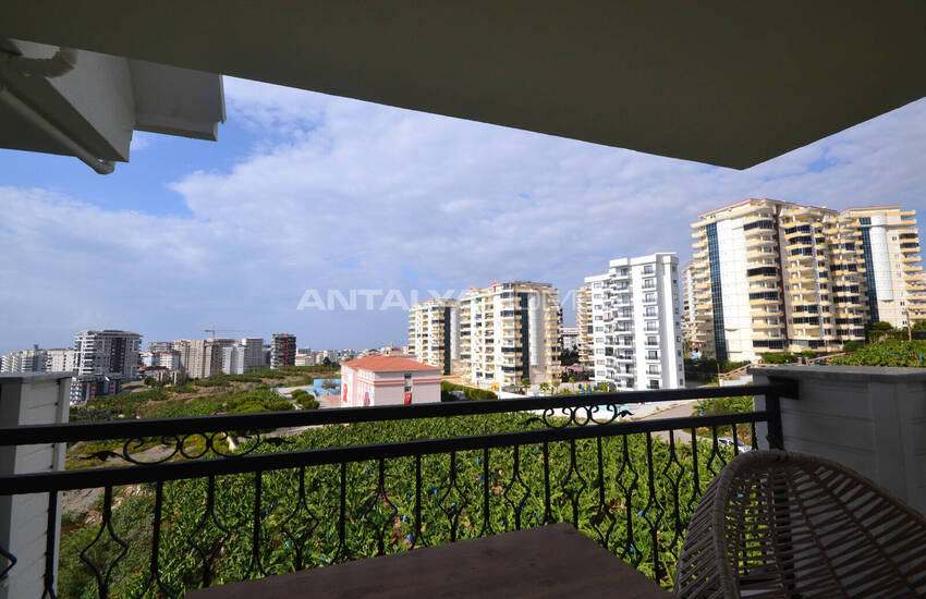 Alanya Mahmutlar'da Deniz Manzaralı ve Eşyalı Dubleks Daire 16