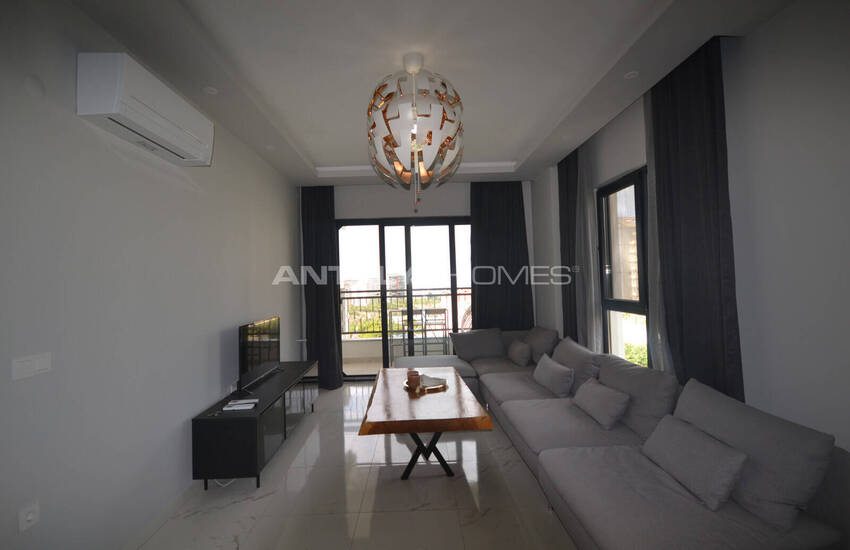 Alanya Mahmutlar'da Deniz Manzaralı ve Eşyalı Dubleks Daire 13
