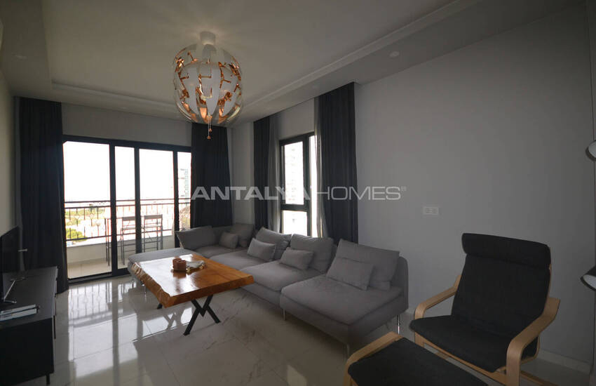 Alanya Mahmutlar'da Deniz Manzaralı ve Eşyalı Dubleks Daire 12