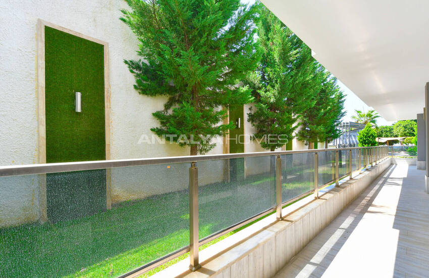 عقارات مطلة على البحر بالقرب من المرافق في ألانيا 35