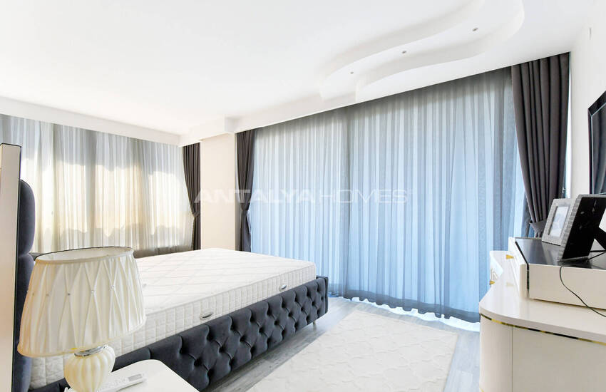 عقارات مطلة على البحر بالقرب من المرافق في ألانيا 43