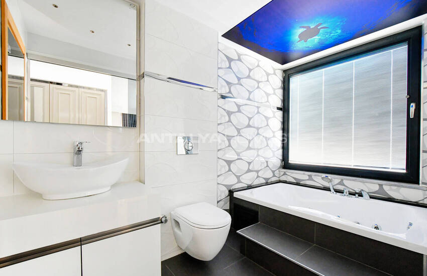 عقارات مطلة على البحر بالقرب من المرافق في ألانيا 51