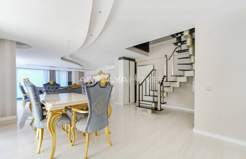 Sea View Real Estate Close to Amenities in Alanya Kargicak 28