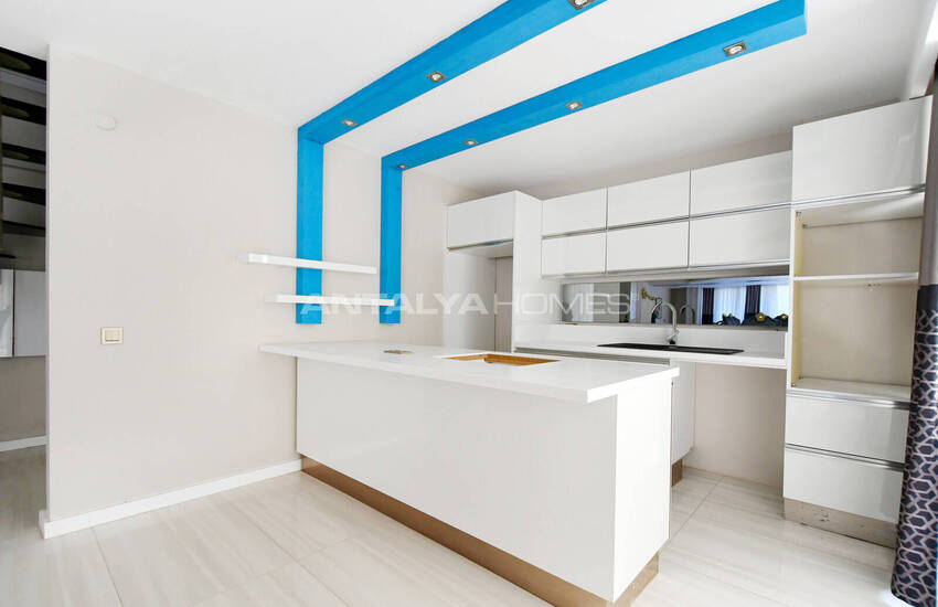 Sea View Real Estate Close to Amenities in Alanya Kargicak 31