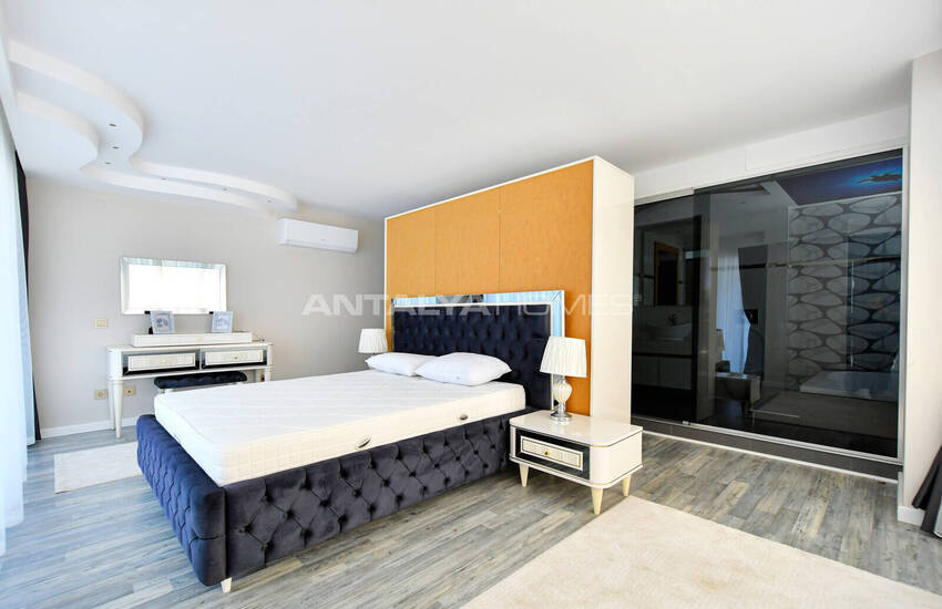 Sea View Real Estate Close to Amenities in Alanya Kargicak 41