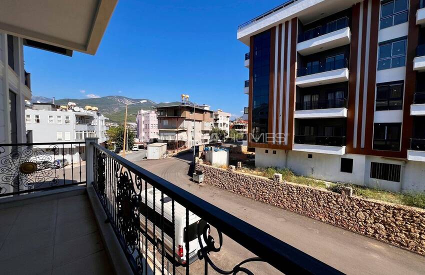 New Build Flat Suitable for Investment in Alanya Oba 16