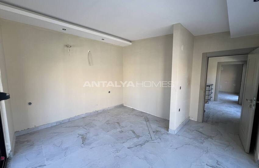 Alanya'da Sosyal Olanaklı Sitede Satılık Daireler 7