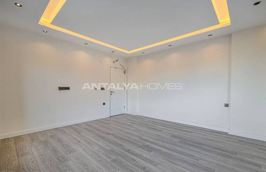 Sea View Property with Private Pool and Garden in Alanya 23