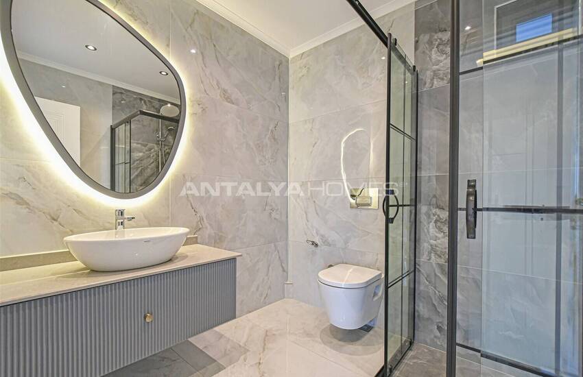 Sea View Property with Private Pool and Garden in Alanya 27