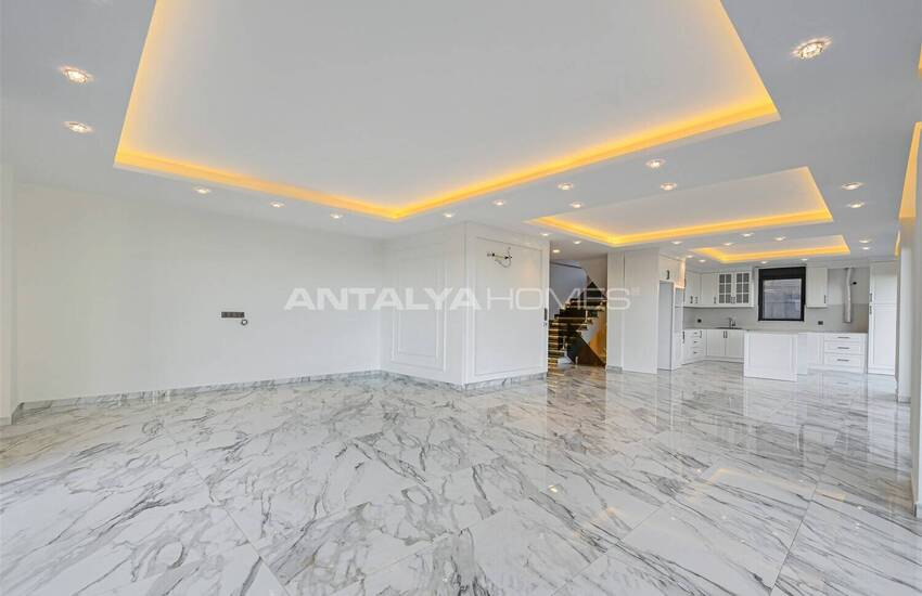 Sea View Property with Private Pool and Garden in Alanya 9