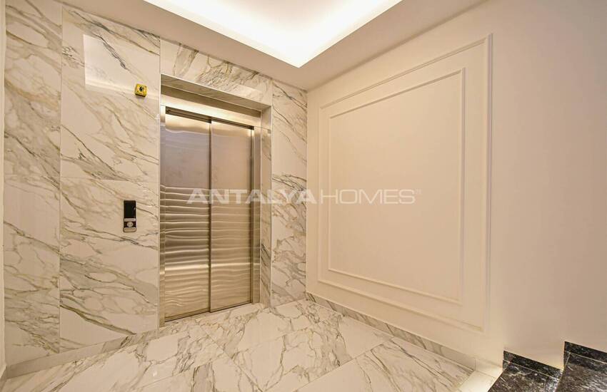 Sea View Property with Private Pool and Garden in Alanya 35