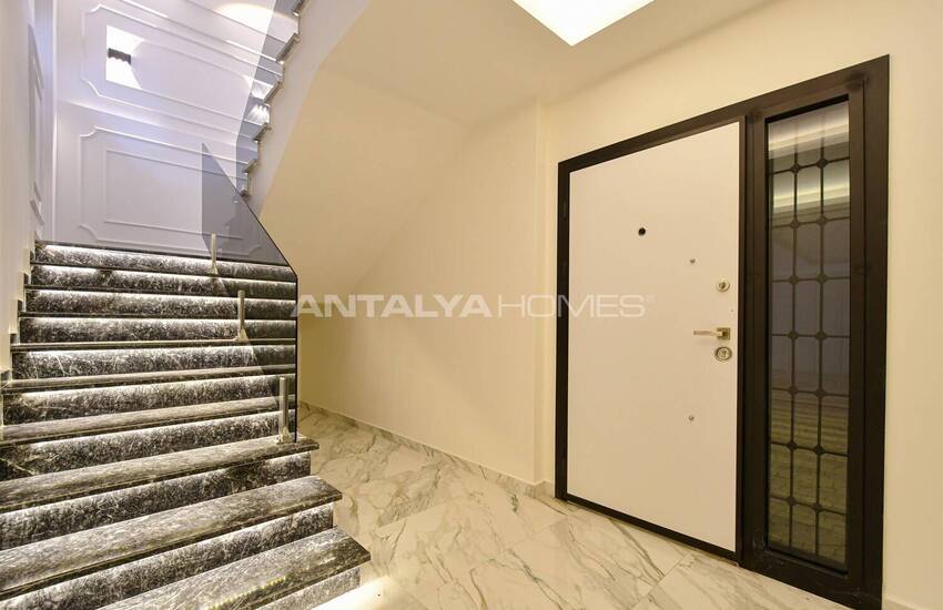 Sea View Property with Private Pool and Garden in Alanya 34