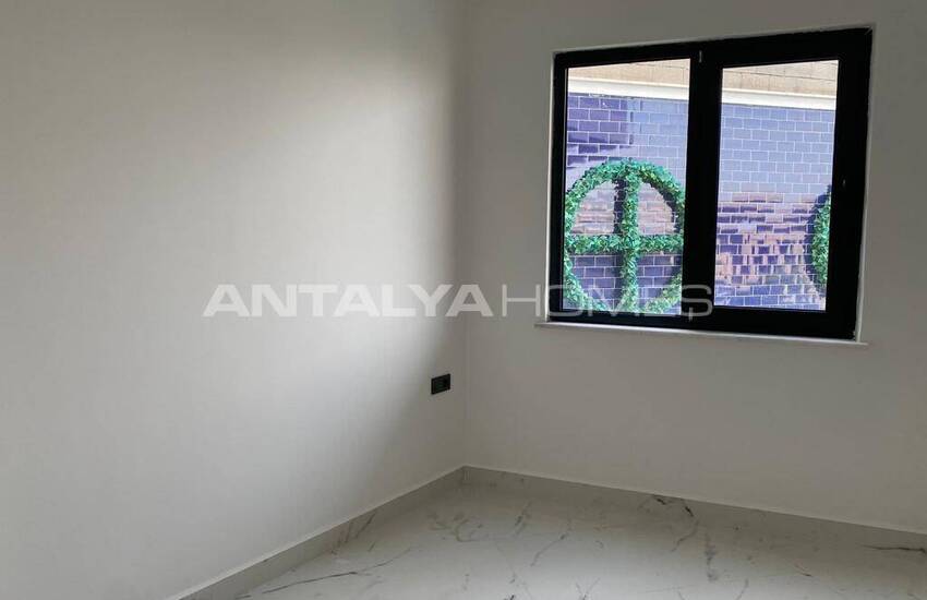 ویلا با دید دریا با استخر و باغ خصوصی در آلانیا کارگیچاک 11