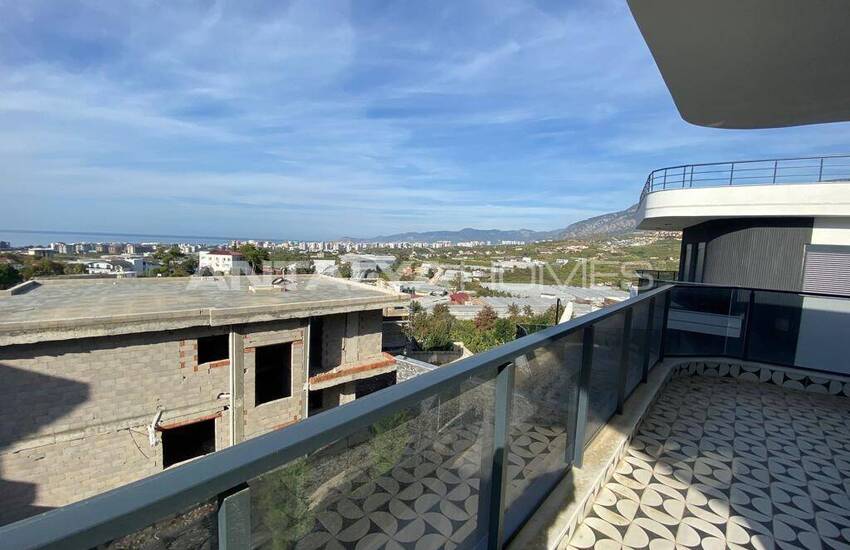 ویلا با دید دریا با استخر و باغ خصوصی در آلانیا کارگیچاک 18