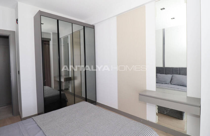 Antalya Altıntaş'ta Ana Cadde Üzerindeki Sitede Satılık Daireler 10