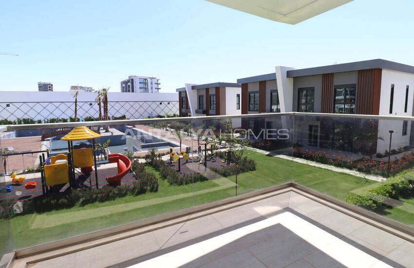 Appartements En Complexe Près De La Rue Principale À Antalya Altintas 12