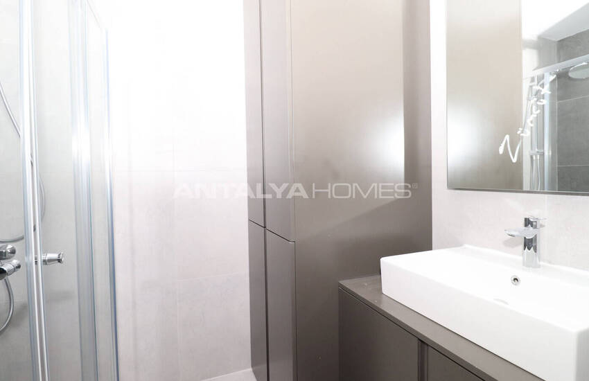 Appartements En Complexe Près De La Rue Principale À Antalya Altintas 11