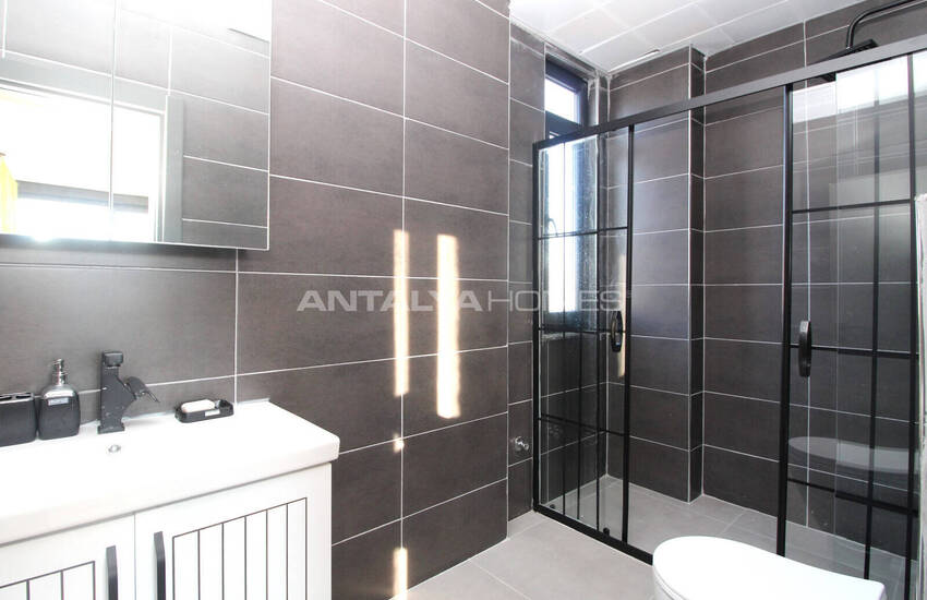 Möblierte Luxusvilla Mit Pool In Antalya Belek 44