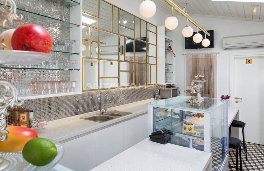 Hôtel De Charme Avec 17 Chambres Et Café Dans Vieille Ville D'antalya 20