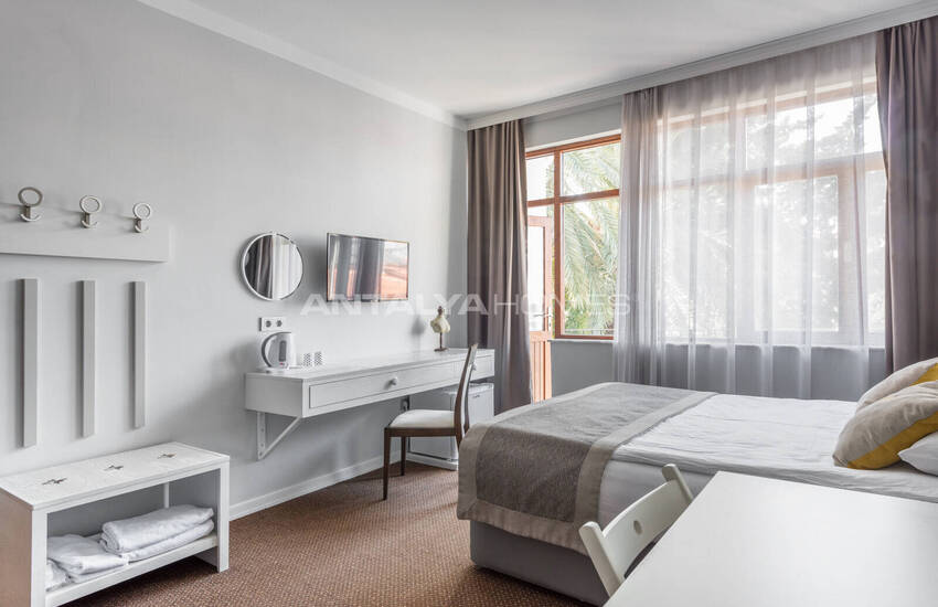 Hôtel De Charme Avec 17 Chambres Et Café Dans Vieille Ville D'antalya 26