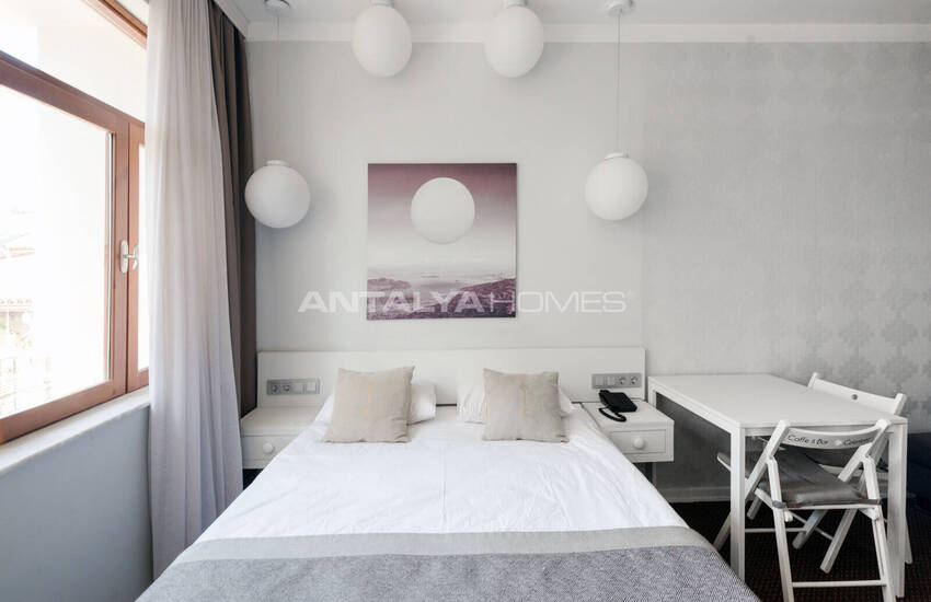 Hôtel De Charme Avec 17 Chambres Et Café Dans Vieille Ville D'antalya 19