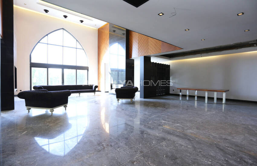 Antalya Döşemealtı'nda Geniş Bahçeli ve Yüksek Tavanlı Villalar 26