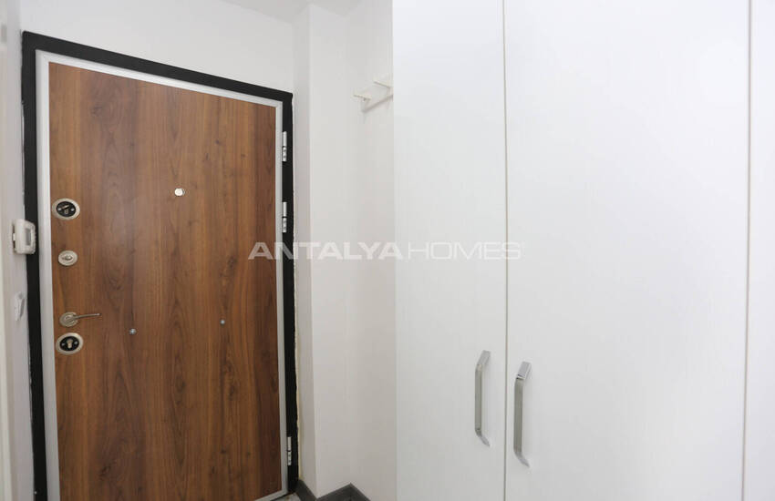 Furnished Property with 1 Bedroom in Complex in Antalya Muratpasa 27