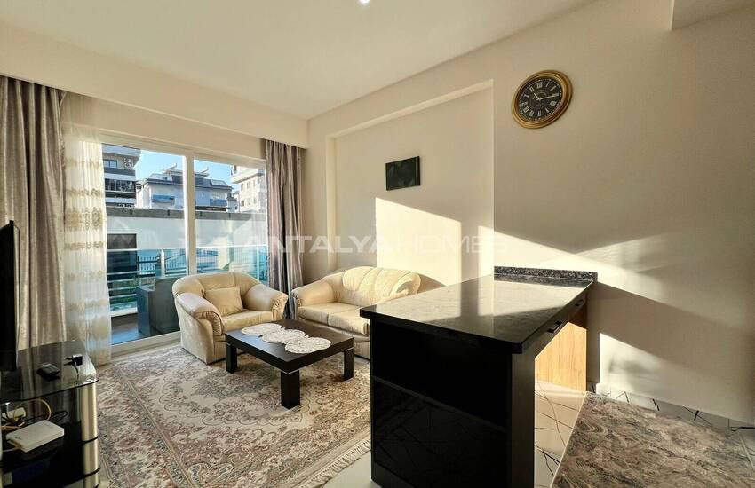 Alanya Oba'da Merkezi Konumda Satılık Eşyalı Daire 20