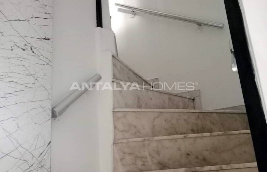 Меблированный Двухквартирный Дом в Анталии Кадрие 32