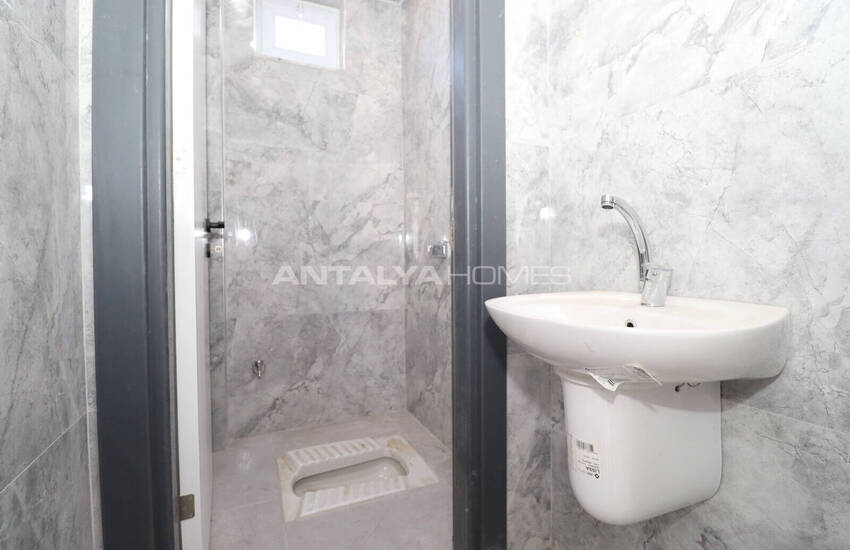 Ruime Appartementen Met Balkon Dicht Voorzieningen In Antalya Kepez 27