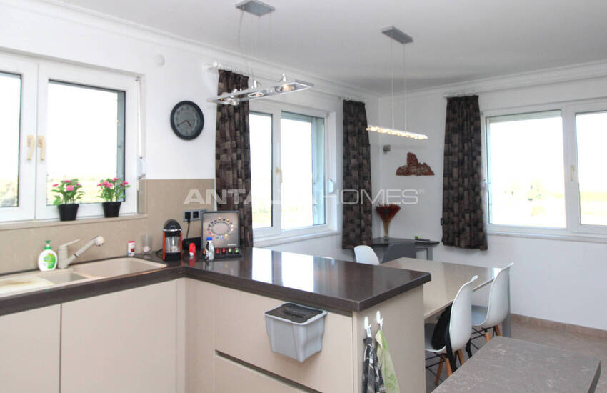 Villa Individuelle Avec Meubles Dans Un Complexe À Serik Antalya 25