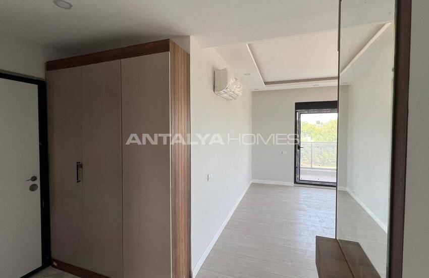 Spacious Flats in a Project with Pool in Altıntaş Antalya 26