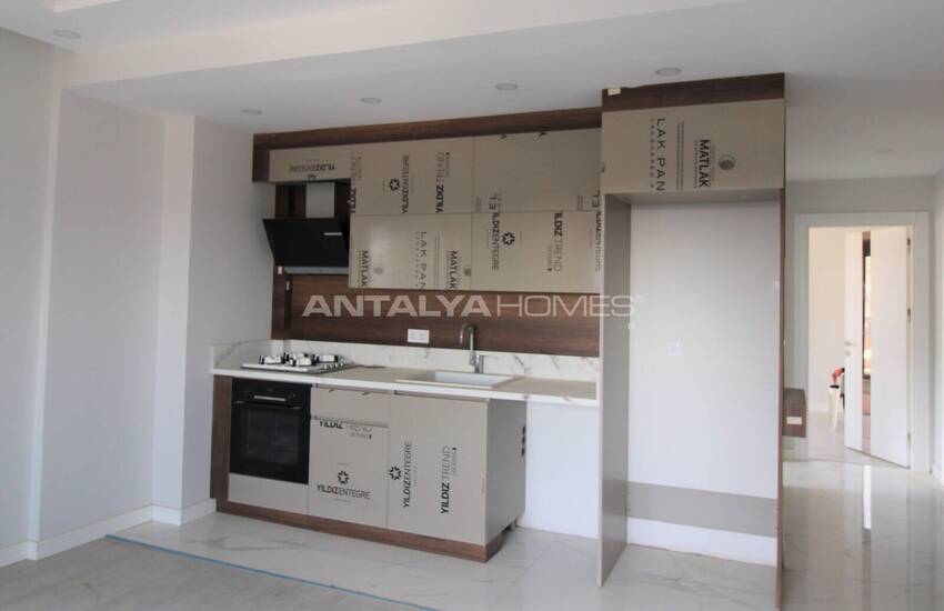 Spacious Flats in a Project with Pool in Altıntaş Antalya 18