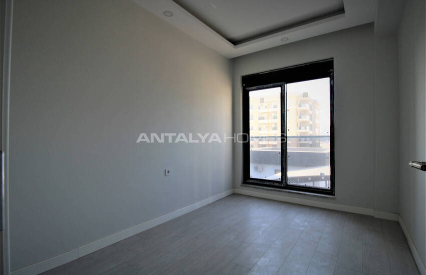 Spacious Flats in a Project with Pool in Altıntaş Antalya 22
